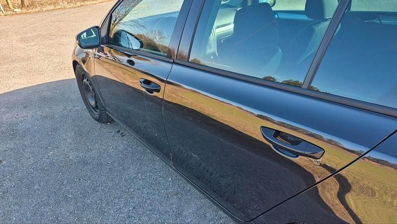 Gebraucht VW Golf VI 122 PS (89 kW) 2011 Schwarz Kleinwagen