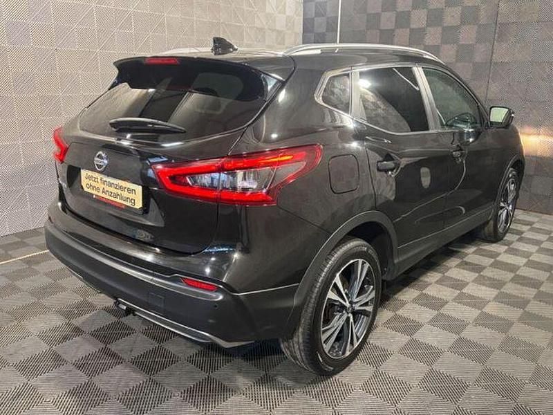 Gebraucht Nissan Qashqai 360º 159 PS (116 kW) 2019 Schwarz SUV