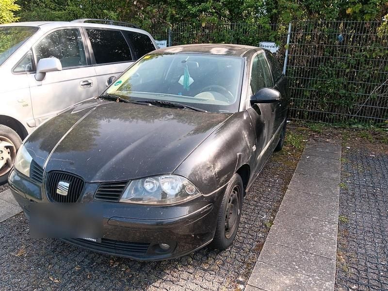 Schwarz Gebraucht 2003 Seat Ibiza Limousine | 1.250 € (Fairer Preis) - Bild 1/4