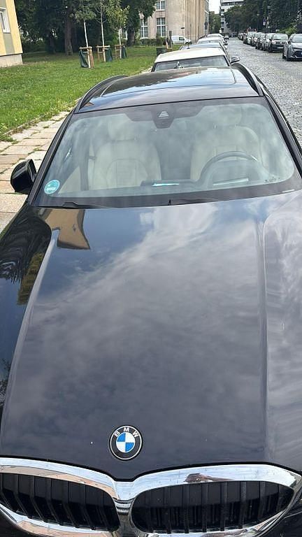 Gebraucht BMW 320 Advantage 190 PS (139 kW) 2020 Schwarz Kombi