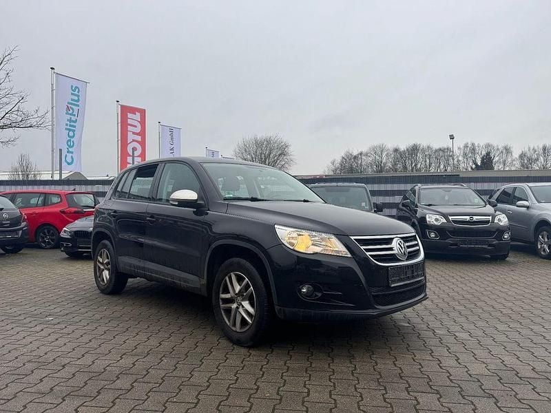 Schwarz Gebraucht 2009 VW Tiguan Trendline SUV | 4.750 € (Fairer Preis) - Bild 1/4