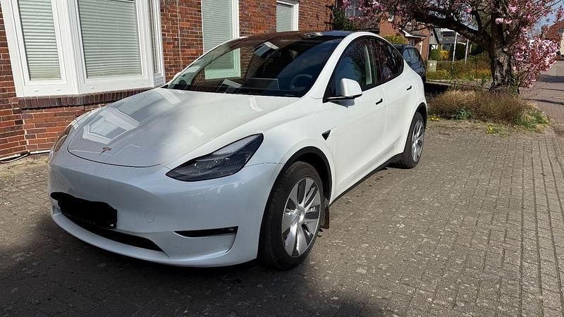 Gebraucht Tesla Model Y Long Range AWD 274 kW (373 PS) 2023 Weiß SUV