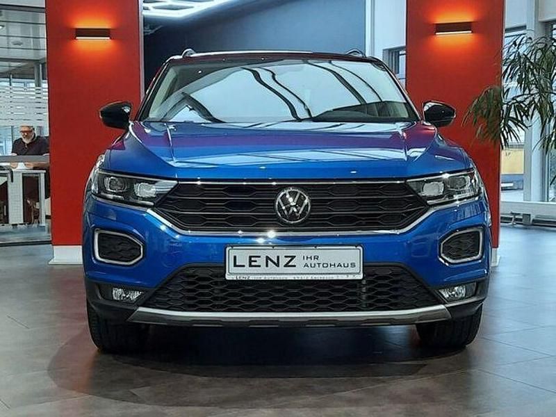 Gebraucht VW T-Roc Active 150 PS (110 kW) 2021 Ravennablau (metallic) SUV