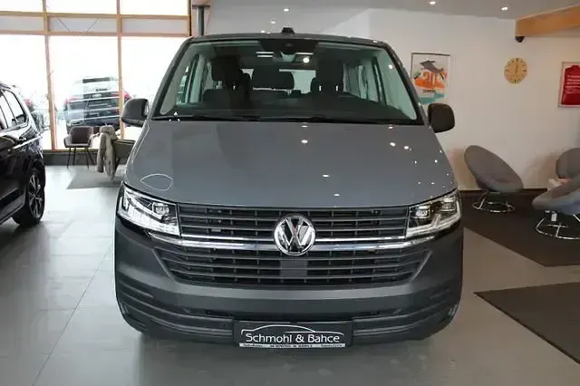 Gebraucht VW Caravelle Trendline 204 PS (150 kW) 2022 Andere Van