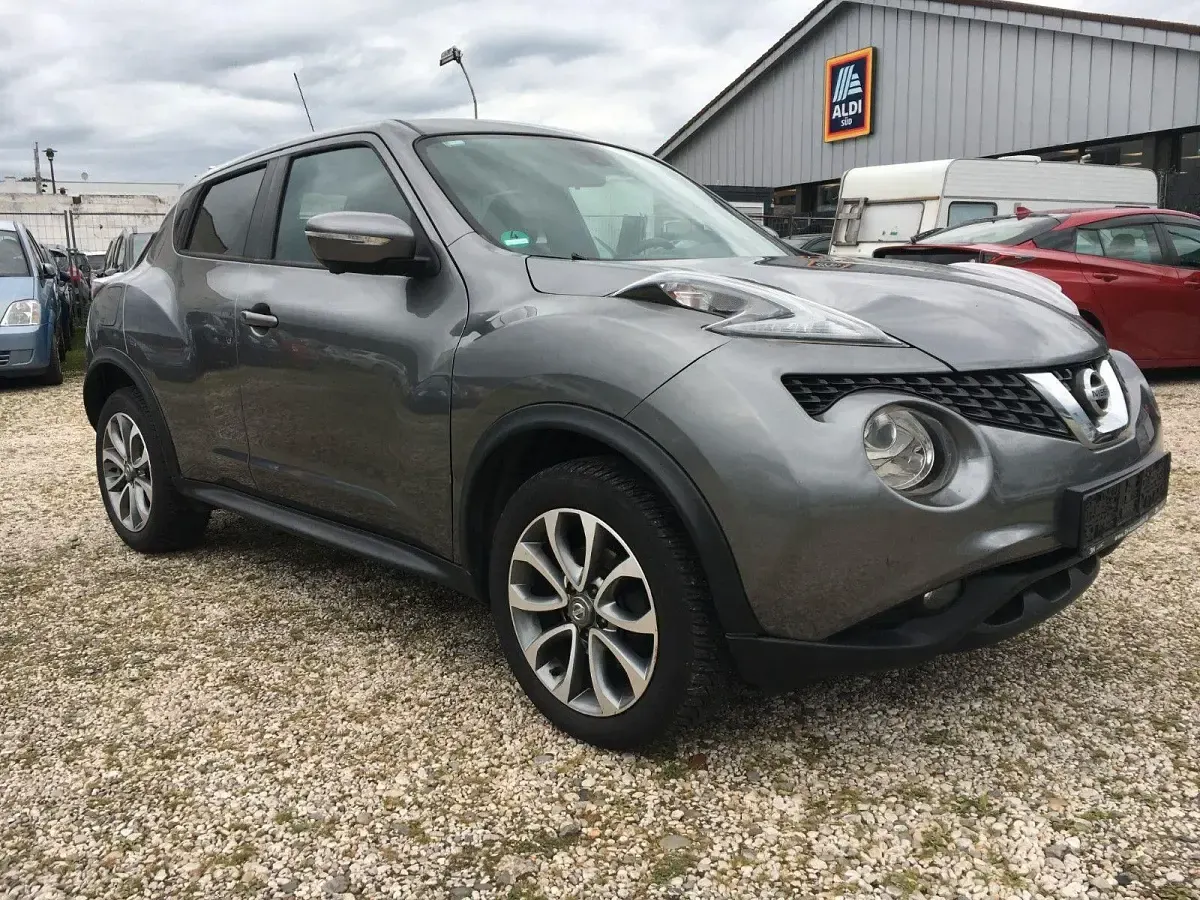 Gebraucht Nissan Juke Tekna 116 PS (85 kW) 2017 Grau SUV