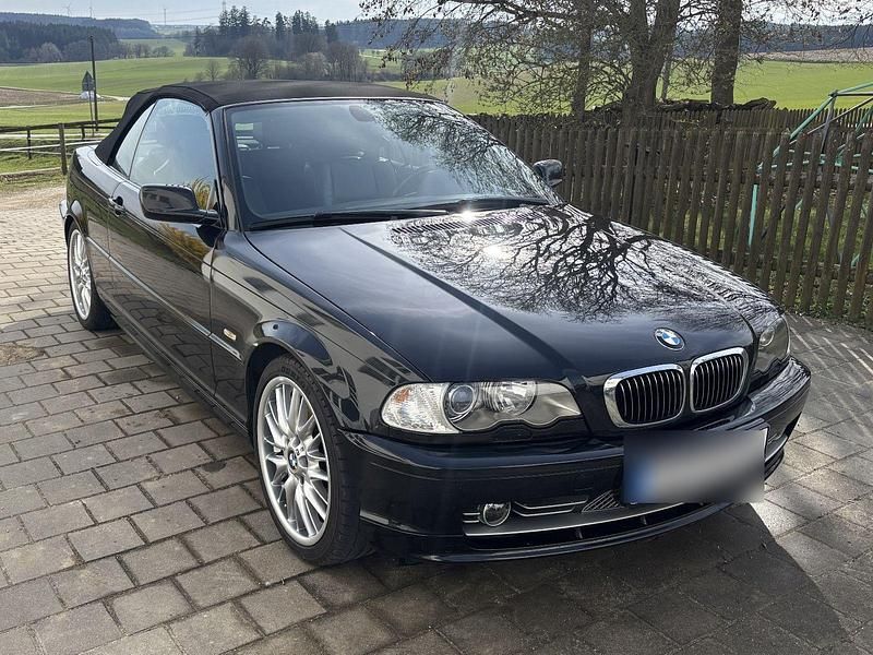 Używany BMW 330 Shadowline 231 KM (169 kW) 2002 Czarny Kabriolet