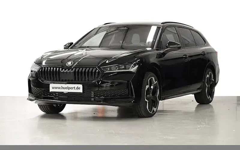 Neu Skoda Superb SportLine 193 PS (141 kW) 2026 Onyxschwarz metallic Kombi
