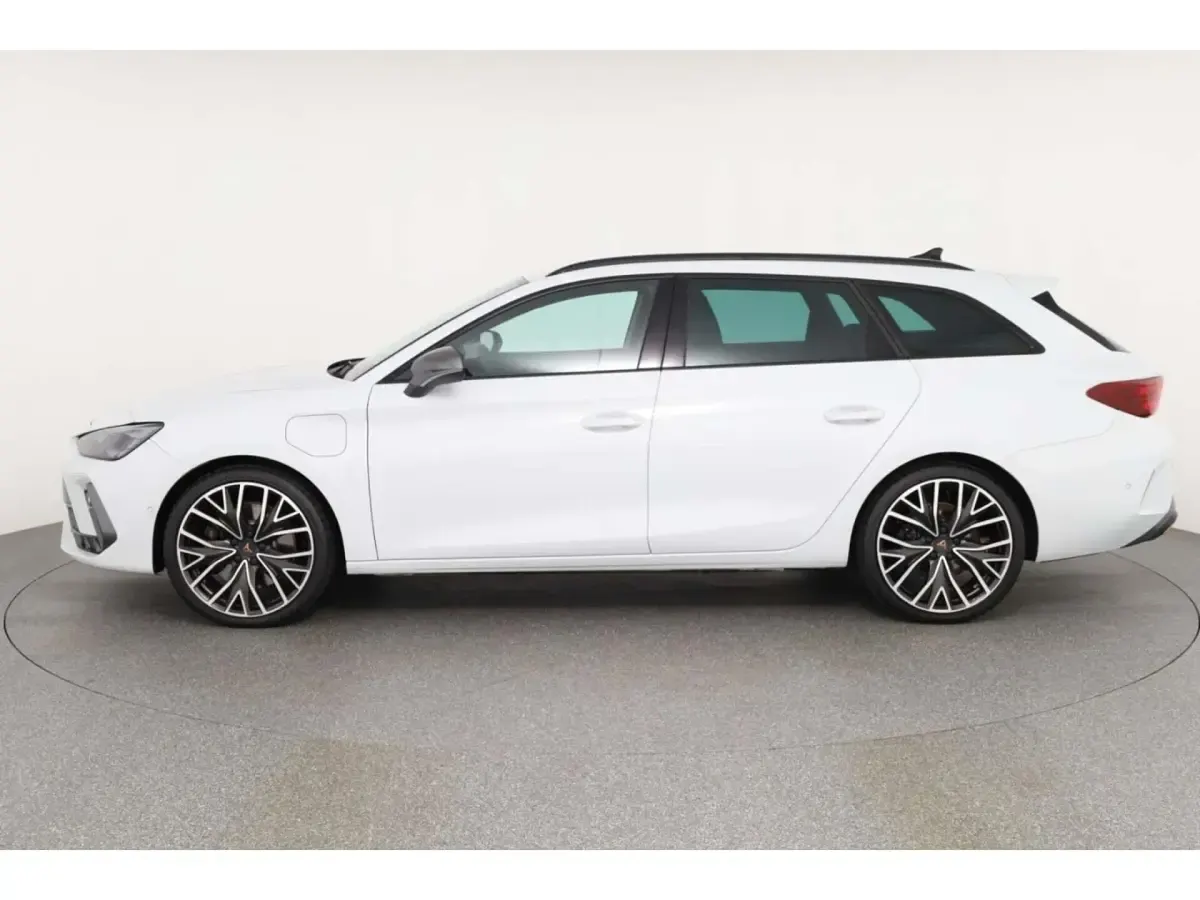 Gebraucht Cupra Leon VZ 272 PS (200 kW) 2025 Nevada weiß Kombi