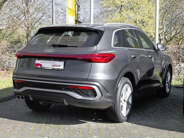 Gebraucht Audi Q5 Ambiente 204 PS (150 kW) 2025 Daytonagrau perleffekt SUV