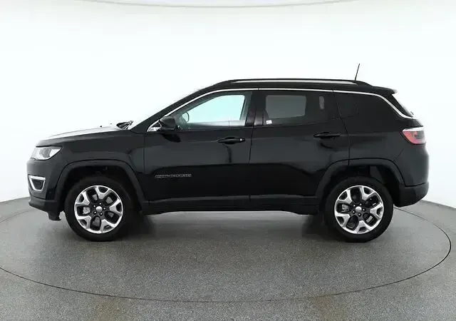 Gebraucht Jeep Compass Limited 170 PS (125 kW) 2018 Schwarz SUV