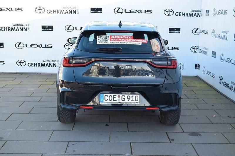 Gebraucht Lexus LBX 136 PS (100 kW) 2025 Schwarz SUV