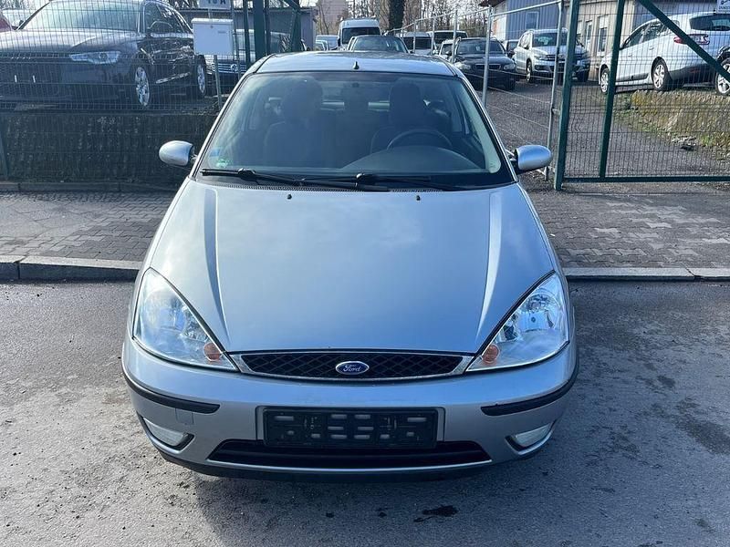 Gebraucht Ford Focus Ambiente 101 PS (74 kW) 2001 Grau