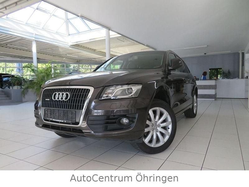 Grau Gebraucht 2009 Audi Q5 SUV | 9.680 € (Fairer Preis) - Bild 1/4