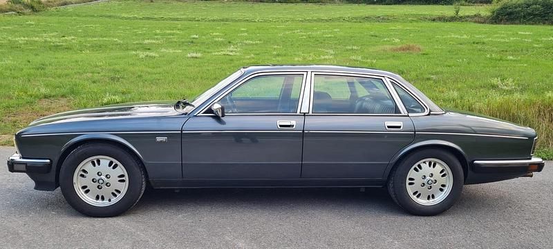 Gebraucht Jaguar XJ40 222 PS (163 kW) 1990 Limousine