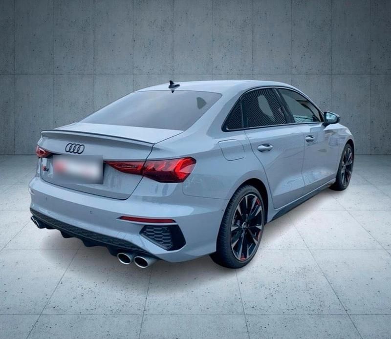 Gebraucht Audi S3 310 PS (228 kW) 2022 Grau Limousine