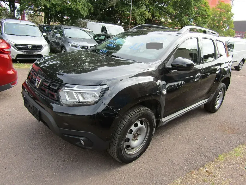 Gebraucht Dacia Duster Comfort 116 PS (85 kW) 2022 Schwarz SUV