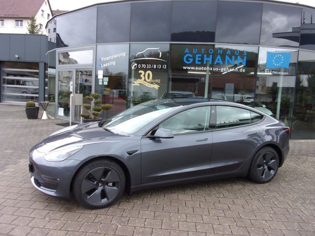 Grau Gebraucht 2022 Tesla Model 3 Long Range Limousine | 45.900 € - Bild 1/4