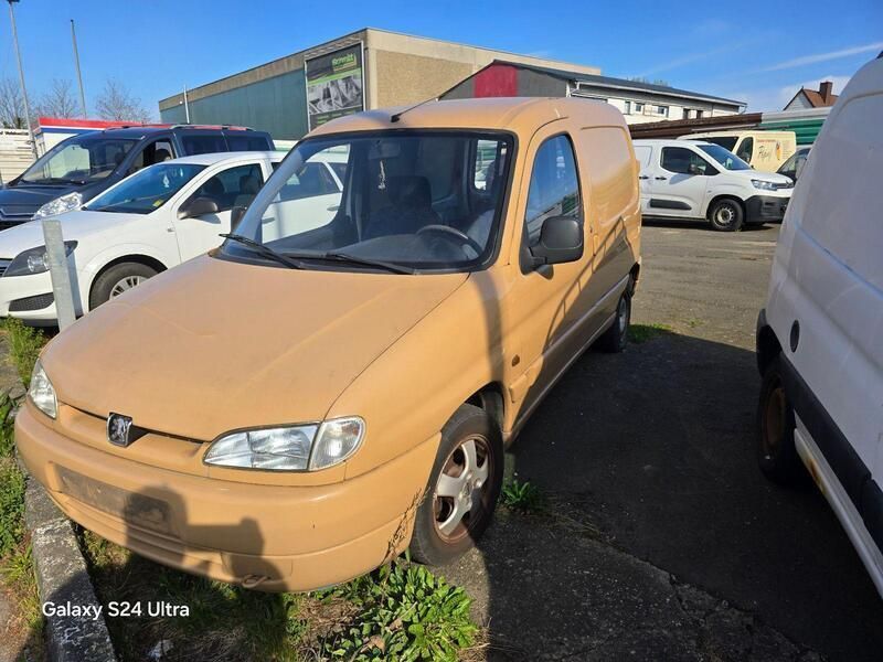 Gebraucht Peugeot Partner 75 PS (55 kW) 1998 Beige Van / Kleinbus