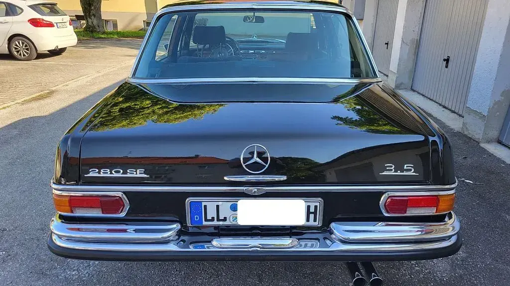 Gebraucht Mercedes 280 200 PS (147 kW) 1971 Schwarz Limousine