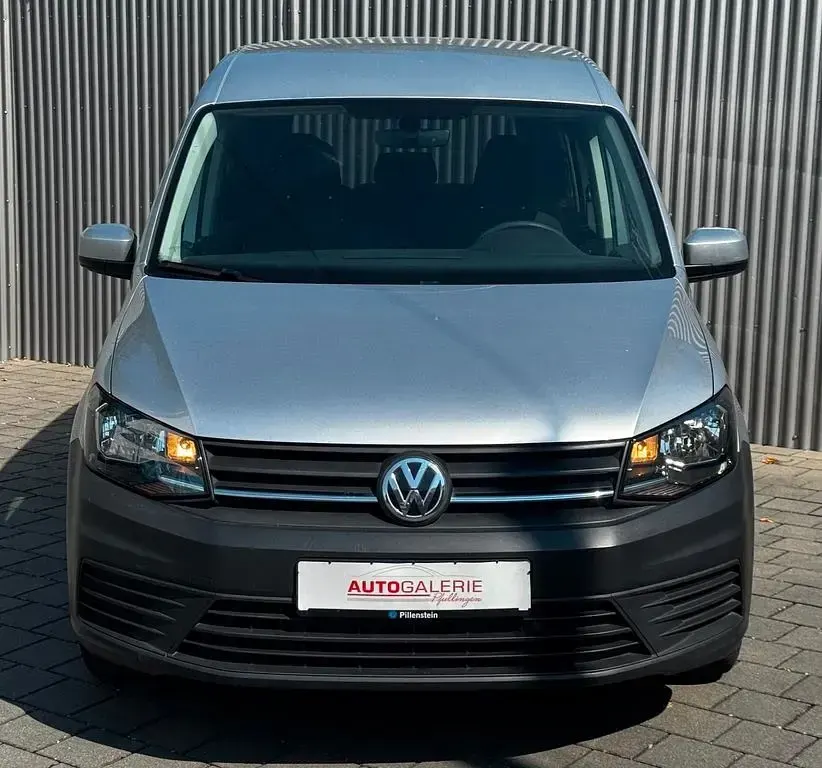 Gebraucht VW Caddy Trendline 102 PS (75 kW) 2020 Silber Van / Kleinbus