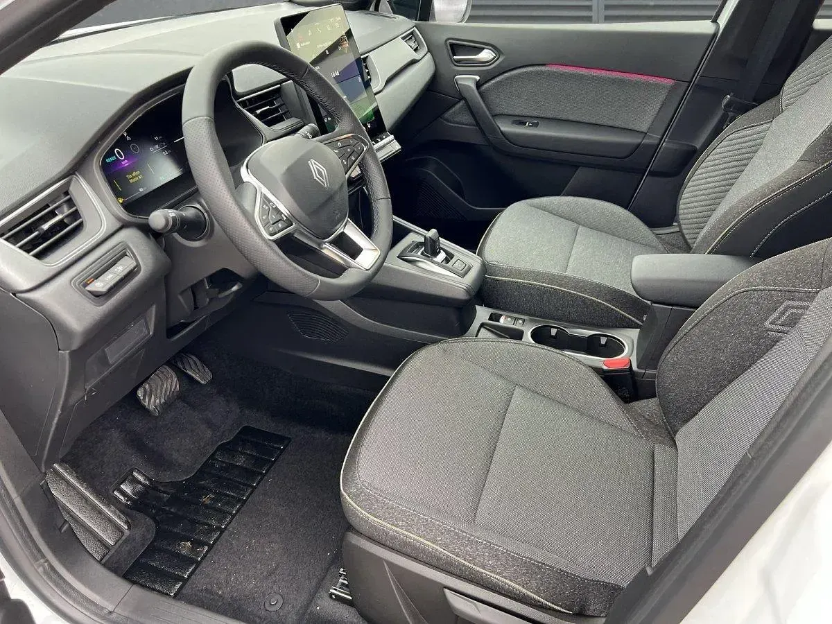 Neu Renault Captur Techno 158 PS (116 kW) 2025 Perlmuttweiß SUV