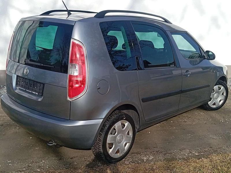 Gebraucht Skoda Roomster Style 86 PS (63 kW) 2010 Grau Van / Kleinbus