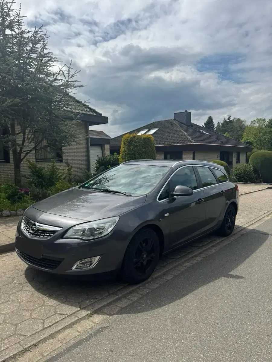 Occasion Opel Astra 2011 Gris Break