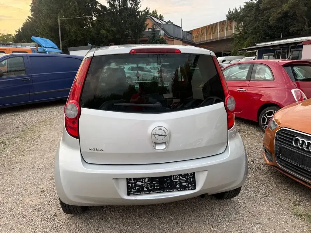 Gebraucht Opel Agila Edition 86 PS (63 kW) 2009 Grau Kleinwagen