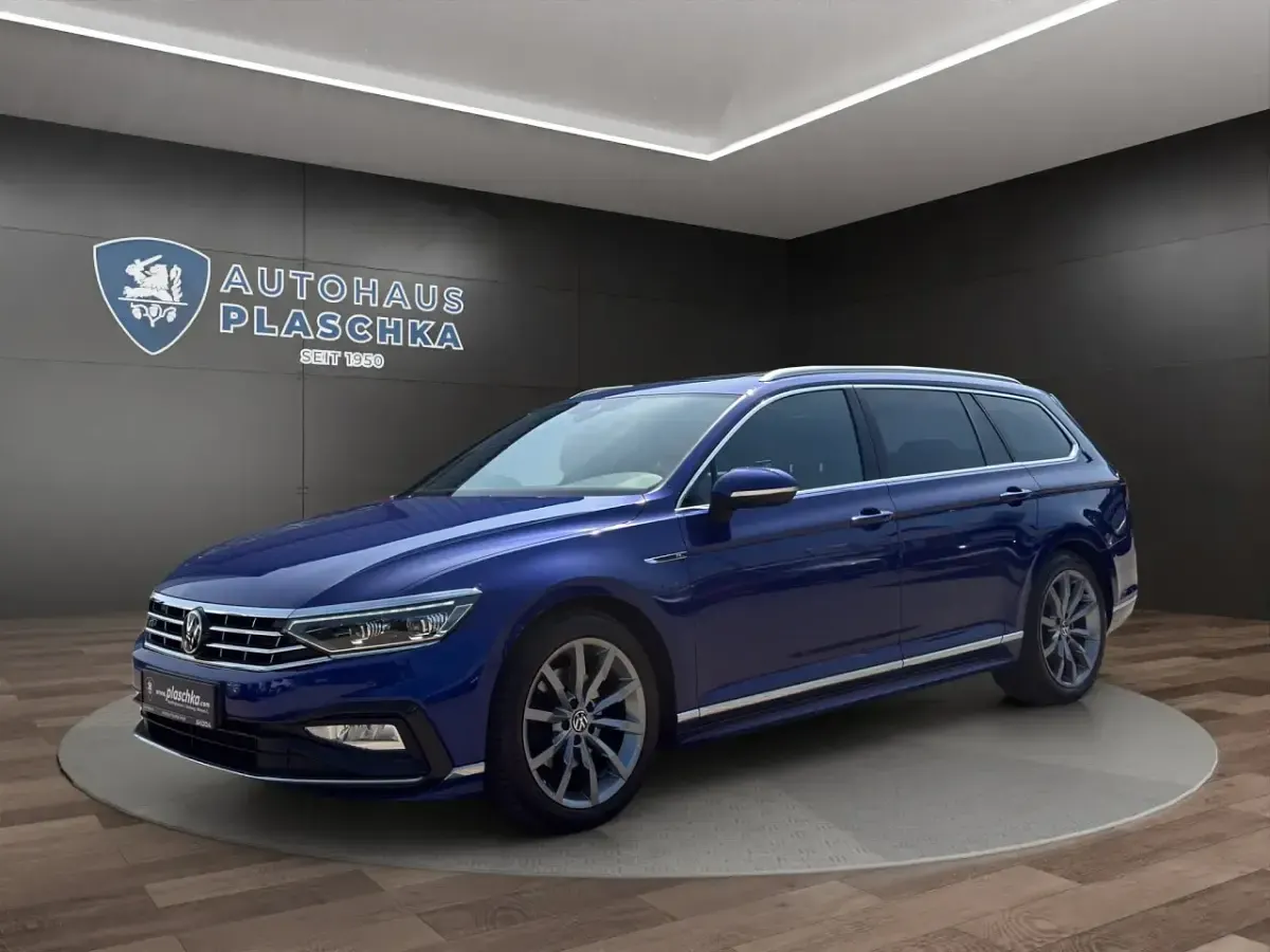 Gebraucht VW Passat R-line 200 PS (147 kW) 2023 Kombi
