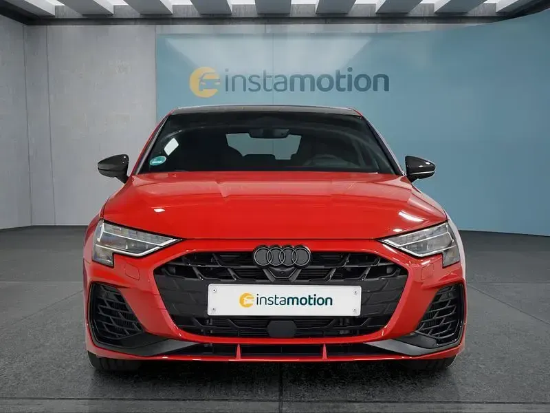 Gebraucht Audi S3 333 PS (244 kW) 2026 Rot Limousine