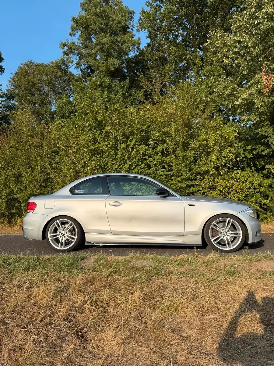 Gebraucht BMW 123 Coupé M Sport 204 PS (150 kW) 2008 Silber Coupé