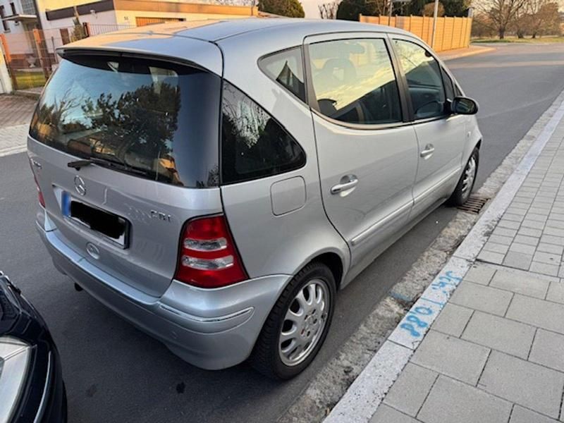 Gebraucht Mercedes A170 95 PS (69 kW) 2003 Silber Limousine