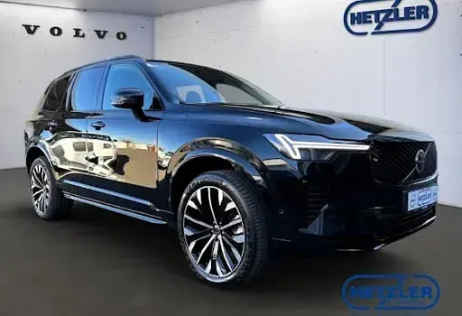 Neu Volvo XC90 Plus 455 PS (334 kW) 2025 Schwarz SUV