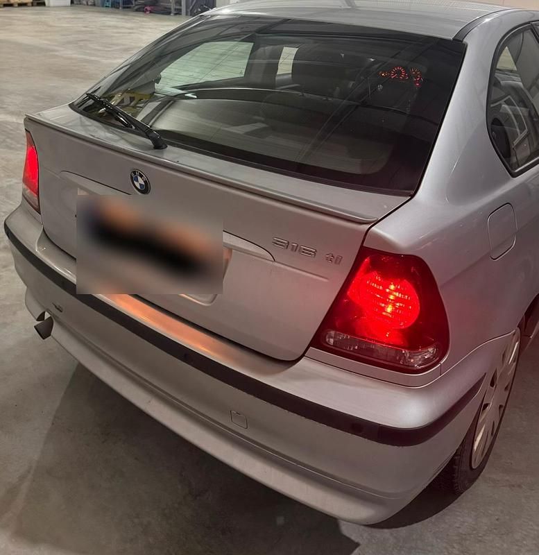 Gebraucht BMW 316 Compact 116 PS (85 kW) 2004 Silber Kleinwagen