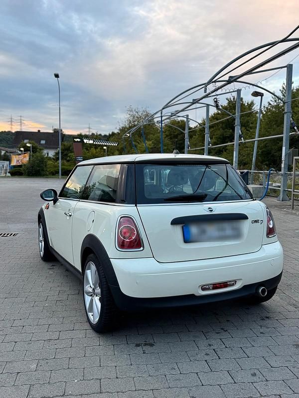 Beige Gebraucht 2013 Mini One D Kleinwagen | 6.800 € (Fairer Preis) - Bild 1/4