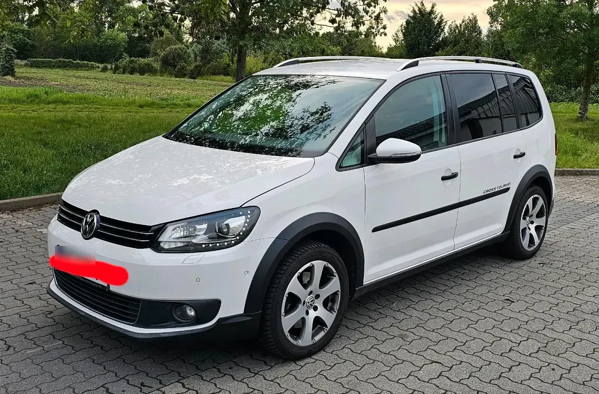 Gebraucht VW Touran Cross 140 PS (102 kW) 2013 Weiß Van / Kleinbus