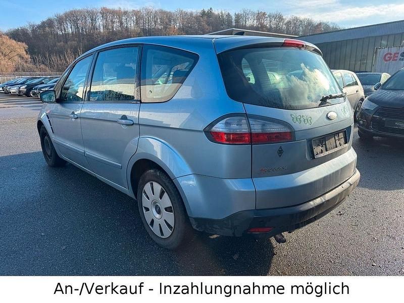 Gebraucht Ford S-MAX Trend 140 PS (102 kW) 2008 Silber Van / Kleinbus