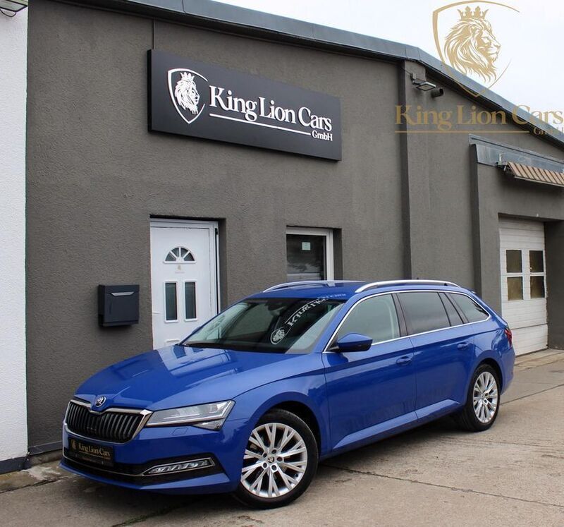 Blau Gebraucht 2019 Skoda Superb Premium Edition Kombi | 20.780 € (Guter Preis) - Bild 1/4