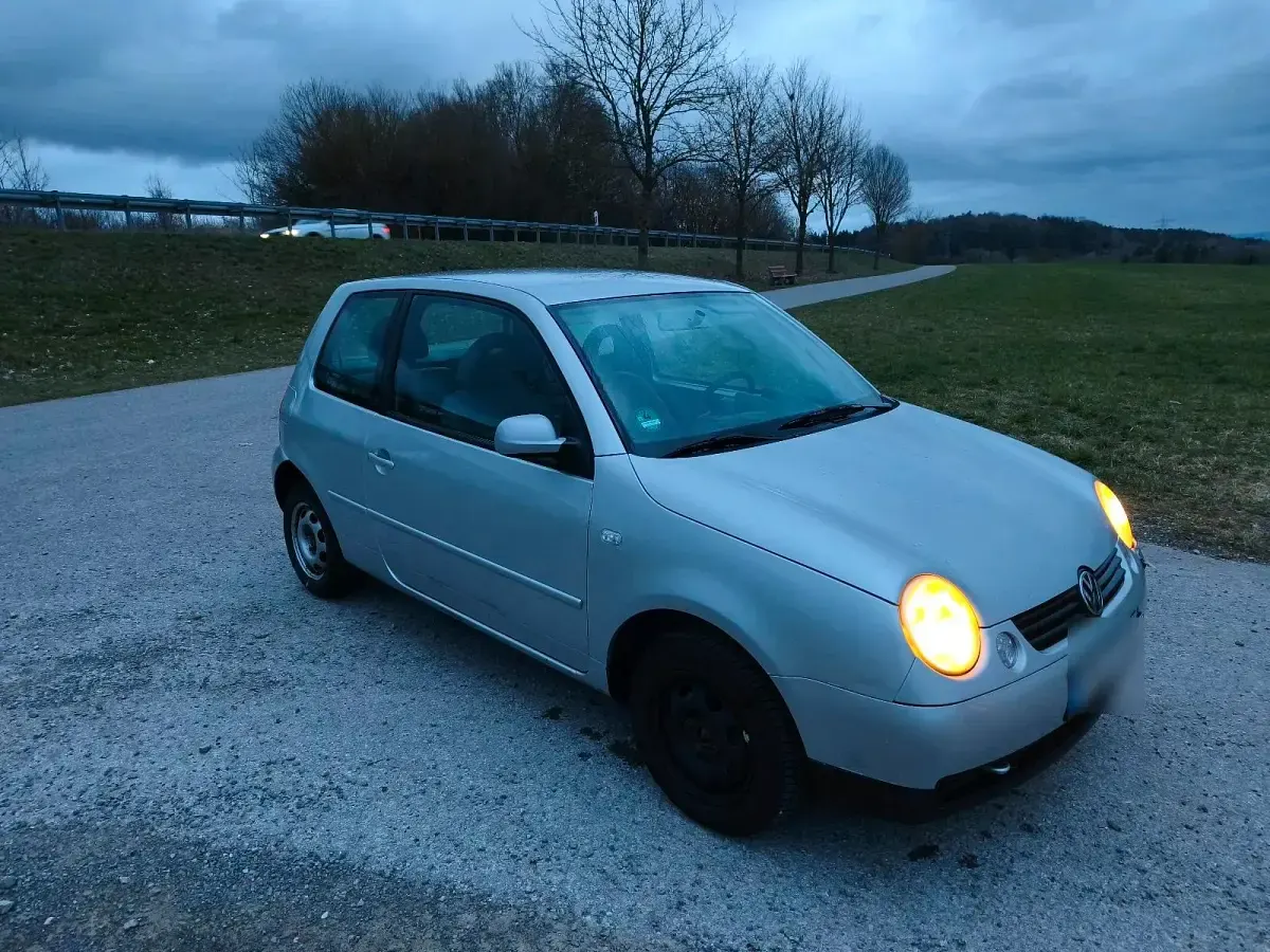 Gebraucht VW Lupo 50 PS (36 kW) 2000 Silber Kleinwagen