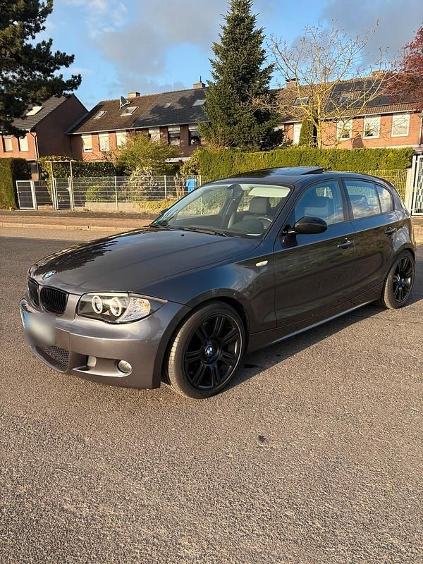 Gebraucht BMW 130 265 PS (194 kW) 2006 Grau Kleinwagen