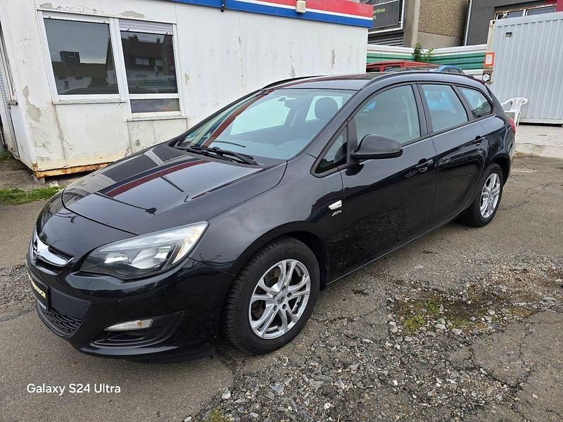 Gebraucht Opel Astra Active 110 PS (80 kW) 2014 Schwarz Kombi