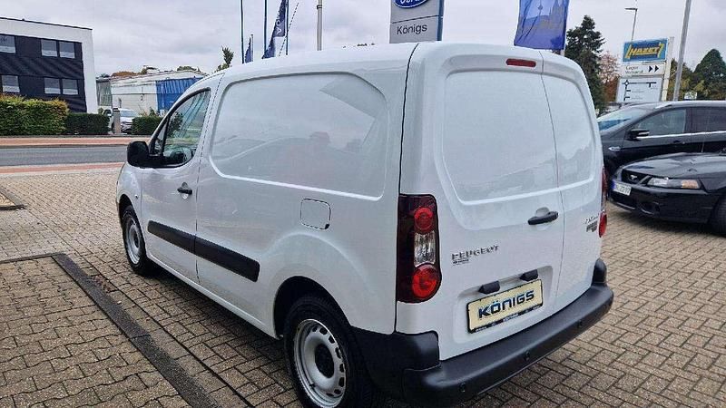 Gebraucht Peugeot Partner Premium 99 PS (72 kW) 2018 Weiss banquise Van / Kleinbus