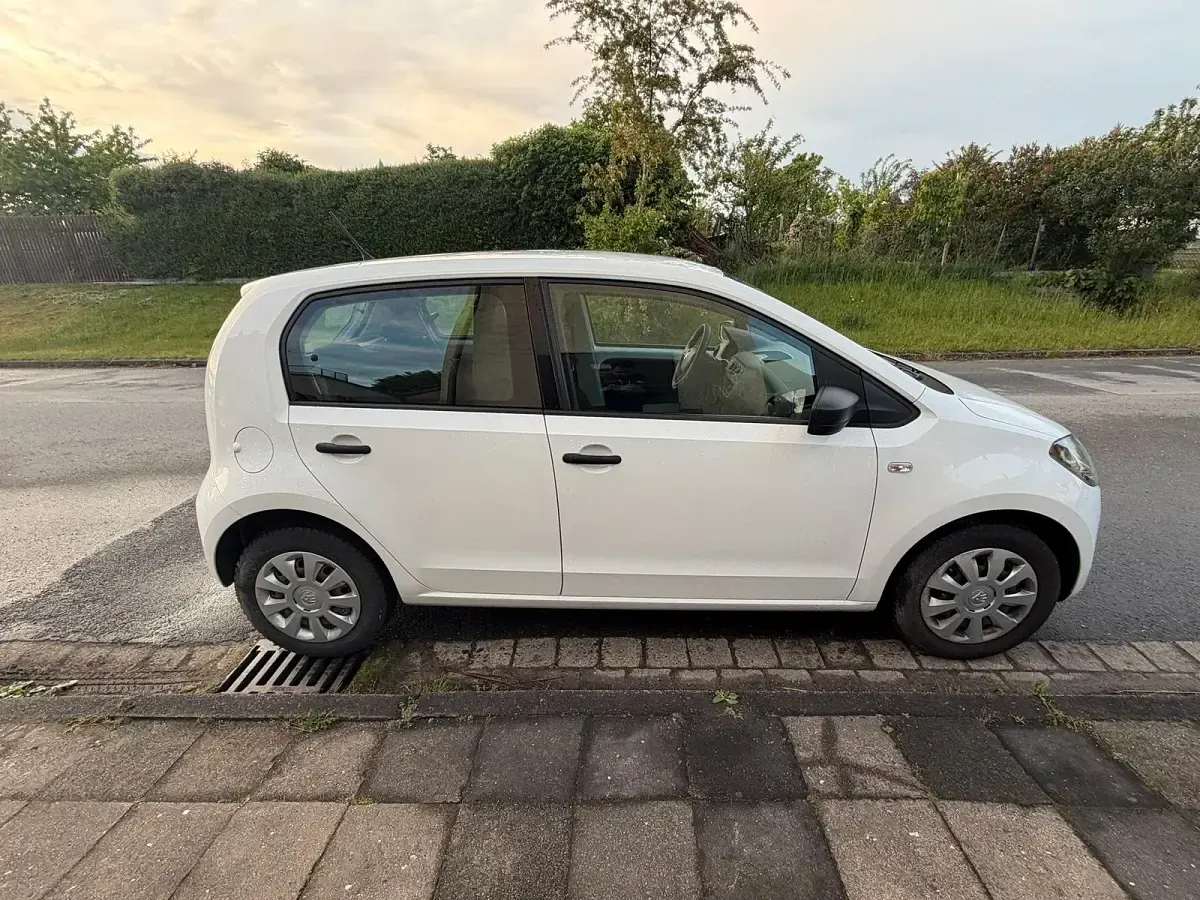 Second-hand Skoda Citigo 60 CP (44 kW) 2017 Alb Hatchback