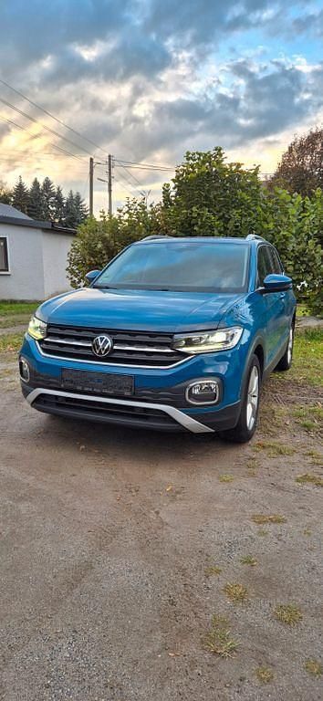 Blau Gebraucht 2021 VW T-Cross Style SUV | 14.250 € - Bild 1/4