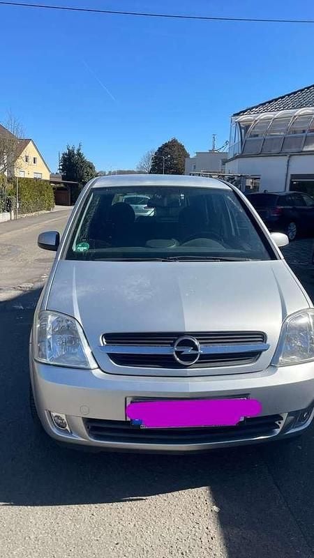 Gebraucht Opel Meriva Cosmo 101 PS (74 kW) 2003 Silber Van / Kleinbus