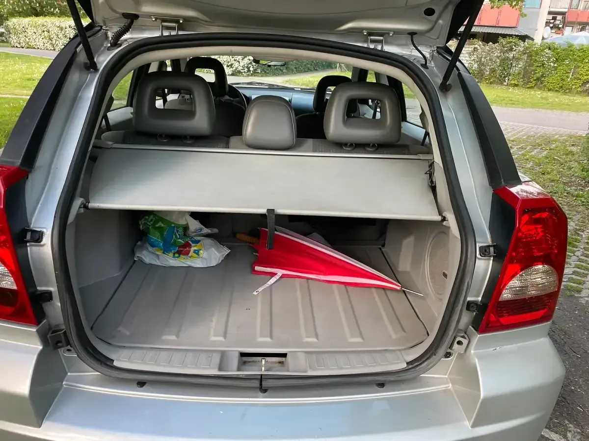 Gebraucht Dodge Caliber 140 PS (102 kW) 2006 Silber Kleinwagen