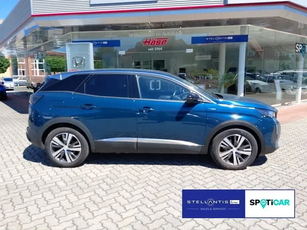 Gebraucht Peugeot 3008 Allure 181 PS (133 kW) 2022 Blau SUV