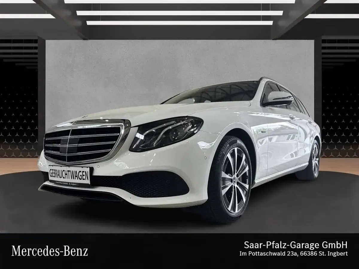 Gebraucht Mercedes E300 194 PS (142 kW) 2019 Polarweiß uni Kombi