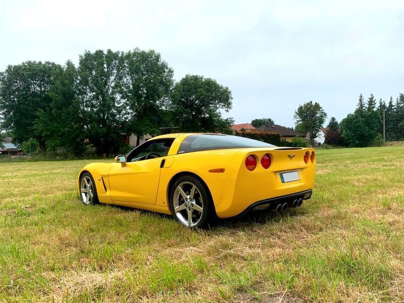Gelb Gebraucht 2010 Corvette C6 Coupé | 39.500 € - Bild 1/4
