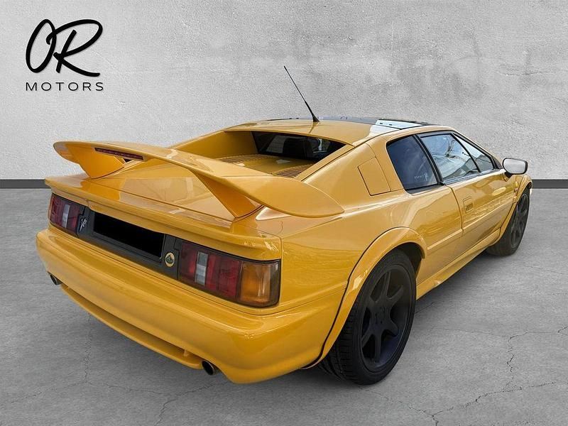 Używany Lotus Esprit 354 KM (260 kW) 1997 Żółty Coupe